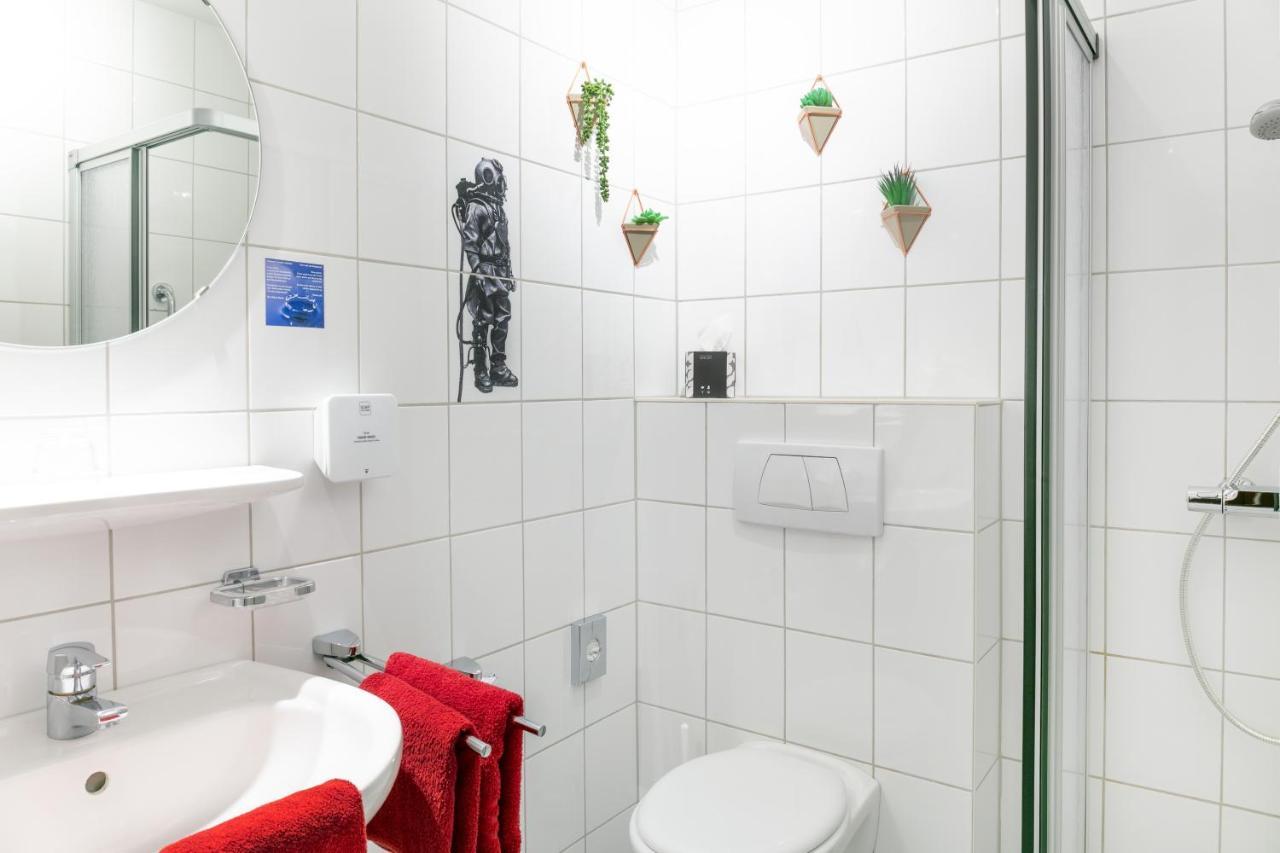 Hotel Bethanien ランゲオーク エクステリア 写真