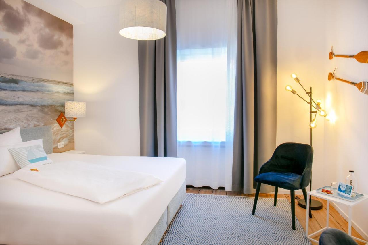 Hotel Bethanien ランゲオーク エクステリア 写真